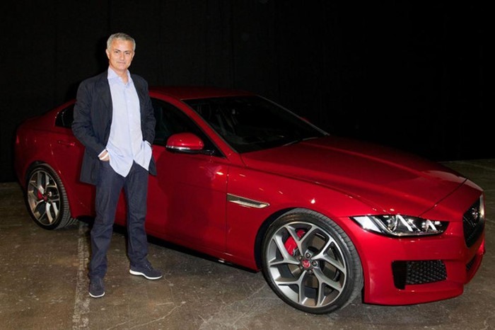 Hiện tại, Mourinho là đại sứ thương hiệu của hãng Jaguar.