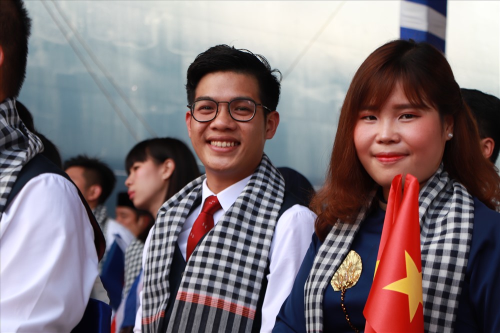 Đại diện đại biểu Việt Nam chia sẻ về kỷ niệm trên tàu. Ảnh: MP