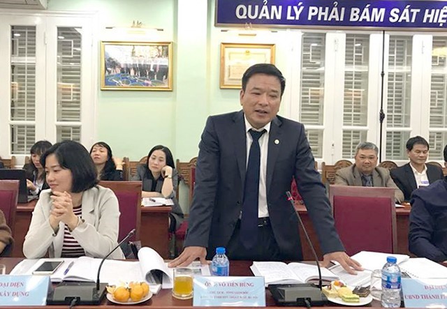Ông Võ Tiến Hùng, Chủ tịch Công ty TNHH MTV Thoát nước Hà Nội phát biểu tại toạ đàm chiều qua 19.12. Ảnh: Q.P