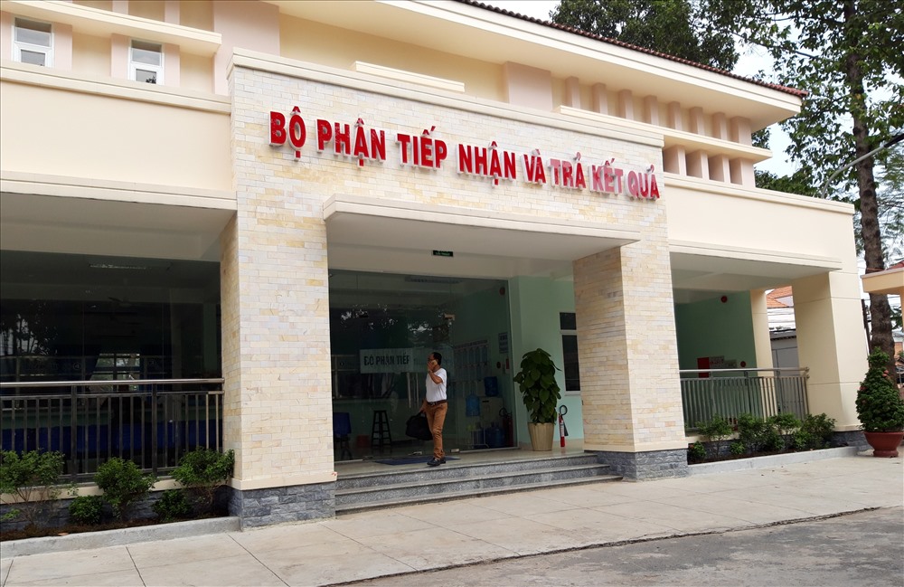 Khu vực tiếp nhận hồ sơ và trả kết quả của phường Tân Phước Khánh.
