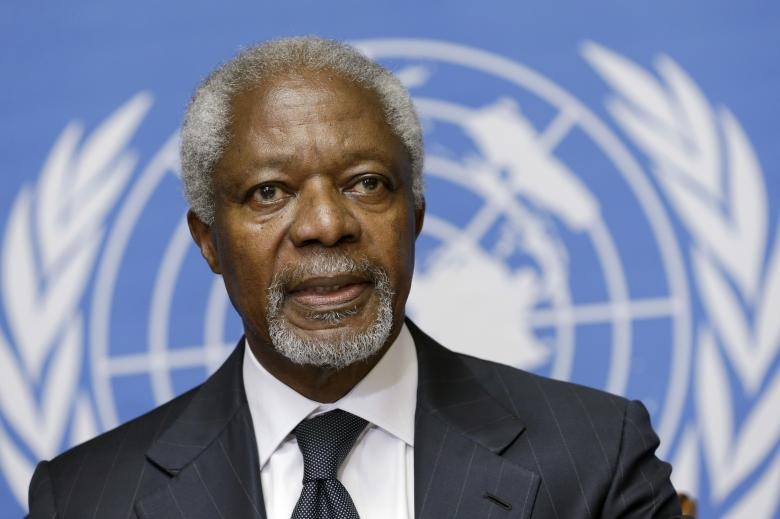 Ông Kofi Annan - cựu Tổng thư ký Liên Hợp Quốc và người từng giành giải Nobel Hòa bình đã qua đời ở tuổi 80 ngày 18.8.2018. Ông Kofi Annan, sinh năm 1938 tại Ghana. Sau khi học tập tại Ghana và trường cao đẳng Macalester ở St. Paul, bang Minnesota, Mỹ, ông gia nhập Liên Hợp Quốc năm 1962 với tư cách là nhân viên của Tổ chức Y tế Thế giới tại Geneva.Theo CNN, ông nghĩ sẽ chỉ làm việc một vài năm tại Liên Hợp Quốc nhưng cuối cùng đã dành phần lớn thời gian làm việc gắn bó với tổ chức này. 