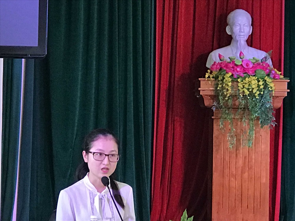 Chị Võ Thị Phương Hậu, NLĐ tại Cty TNHHMTV Taseco Ocenview phát biểu tại lễ ký kết. Ảnh: H.V.M