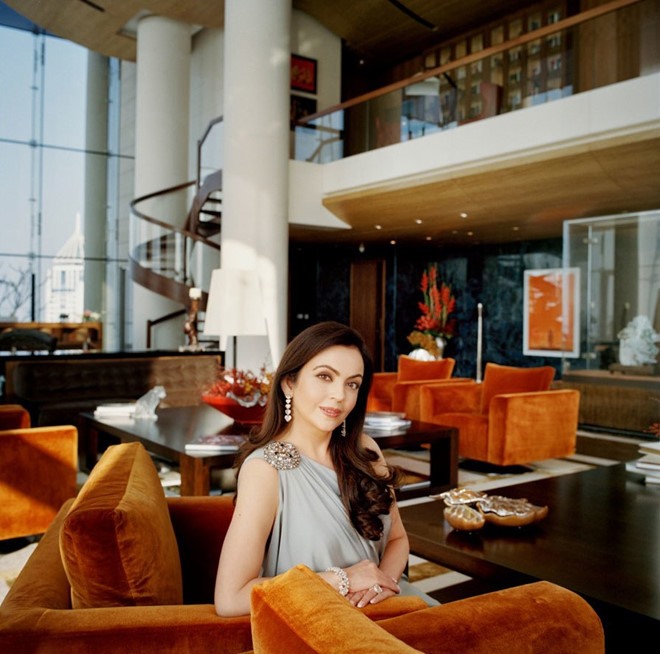 Nita Ambani - nữ chủ nhân của dinh thự tỷ đô này. Ảnh: Vanity Fair.