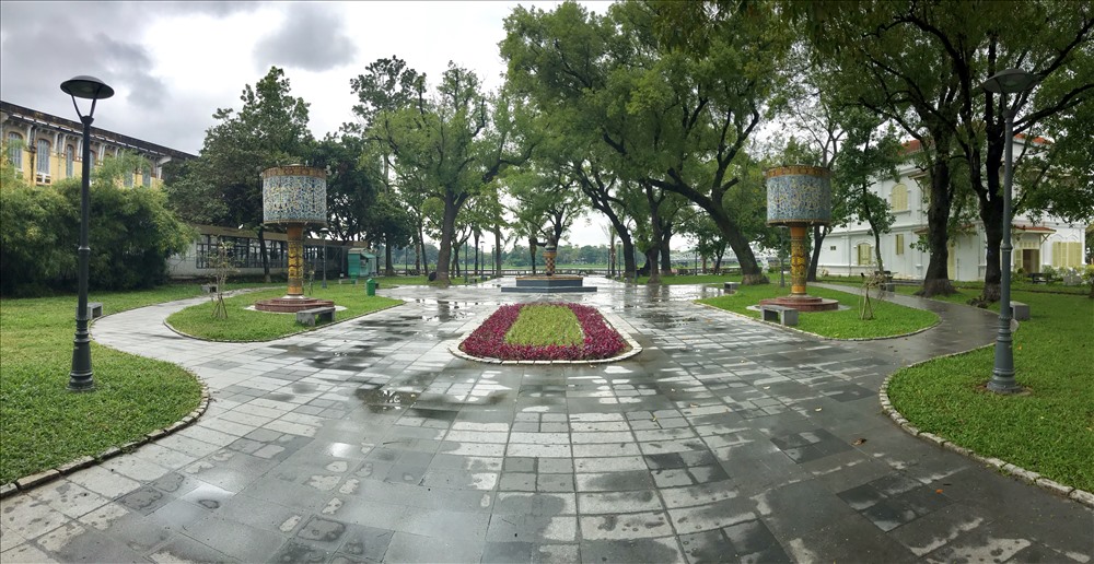 Công viên Tứ Tượng trên đường Lê Lợi