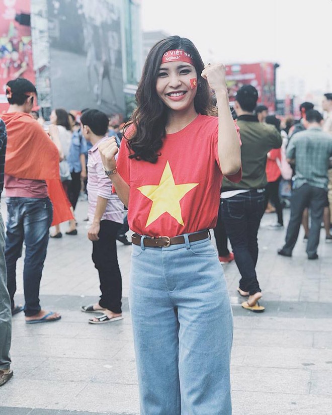 Nữ MC được biết đến nhiều hơn từ sau đêm gala trao giải “Quả bóng vàng Việt Nam“.