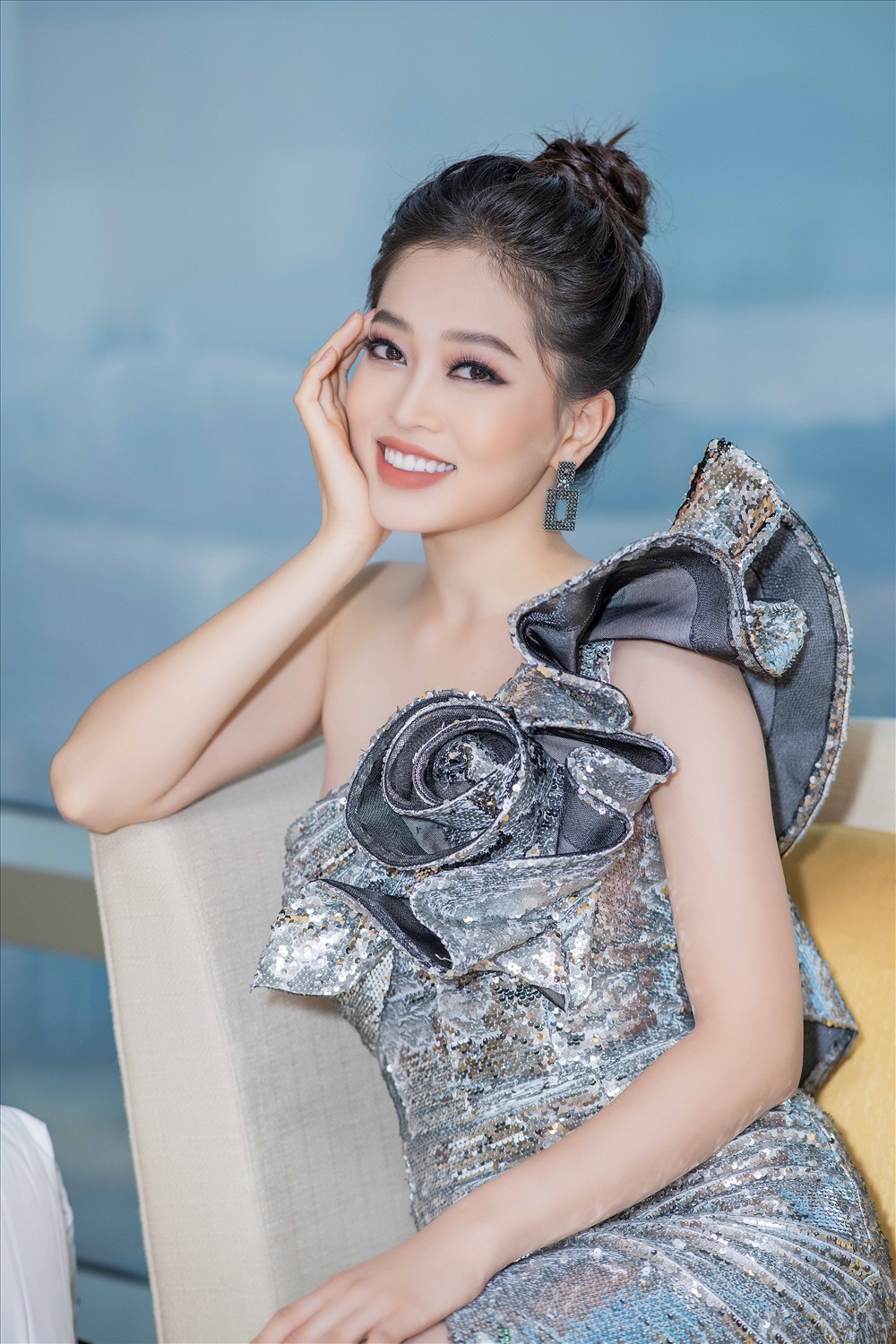 Hoa hậu Tiểu Vy, Á hậu Phương Nga, Á hậu Thuý An đã cùng nhau hội ngộ tại một sự kiện sắc đẹp ở Hà Nội.