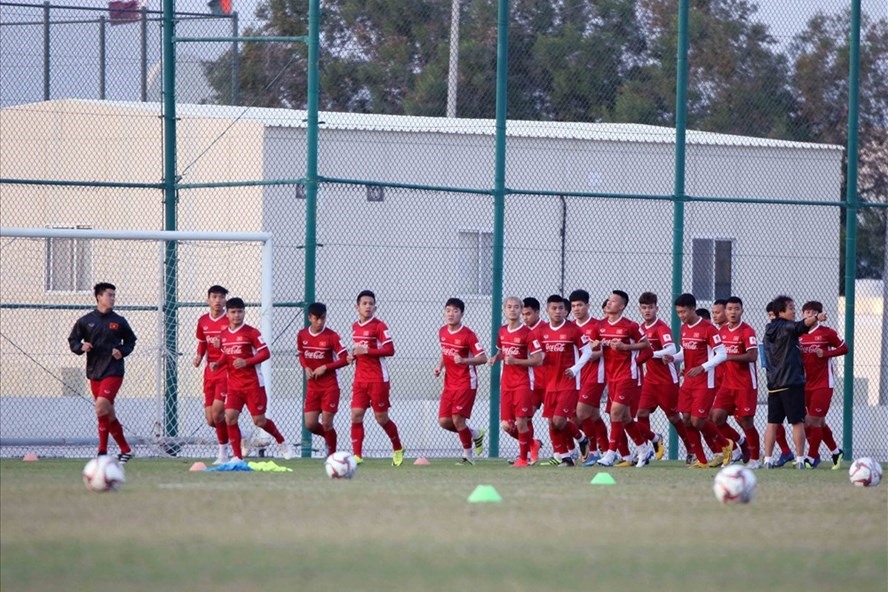 Việt Nam là đội bóng có độ tuổi trung bình trẻ nhất và chiều cao thấp nhất tại giải đấu số một Châu Á - Asian Cup 2019. Ảnh: VFF