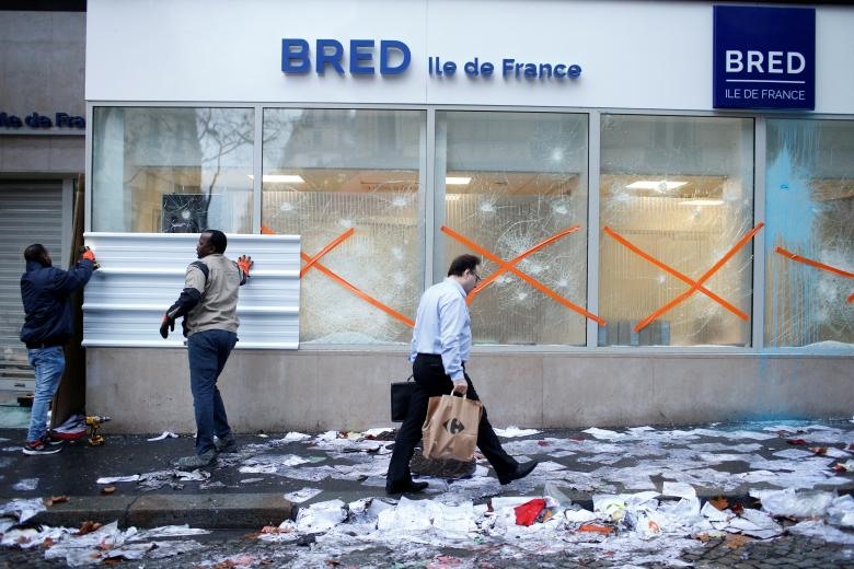 Đây là vụ bạo động đô thị nghiêm trọng nhất ở Pháp kể từ năm 2005. 