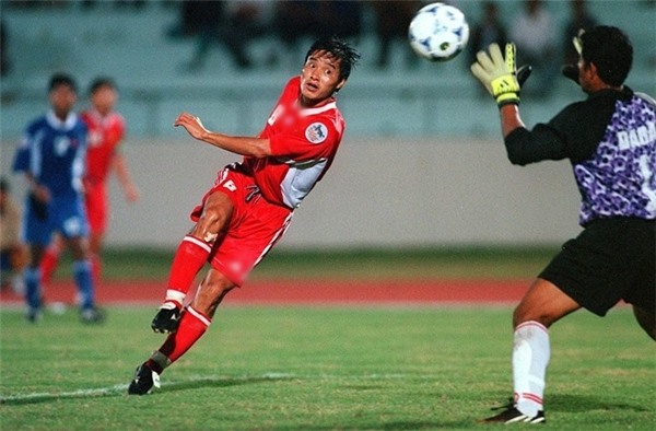 Kỷ lục cũ thuộc về thế hệ của Hồng Sơn tại Tiger Cup 2000.