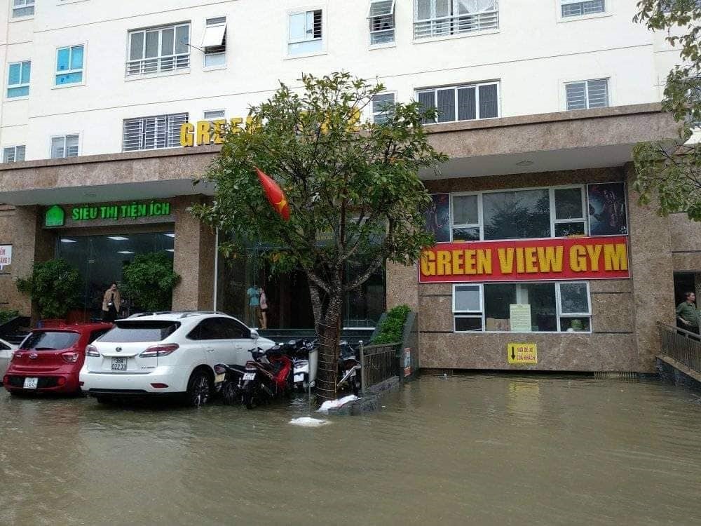 Tầng hầm chung cư Tecco Green View 2 phường Lê Lợi ngập sâu trong nước. Ảnh: LG