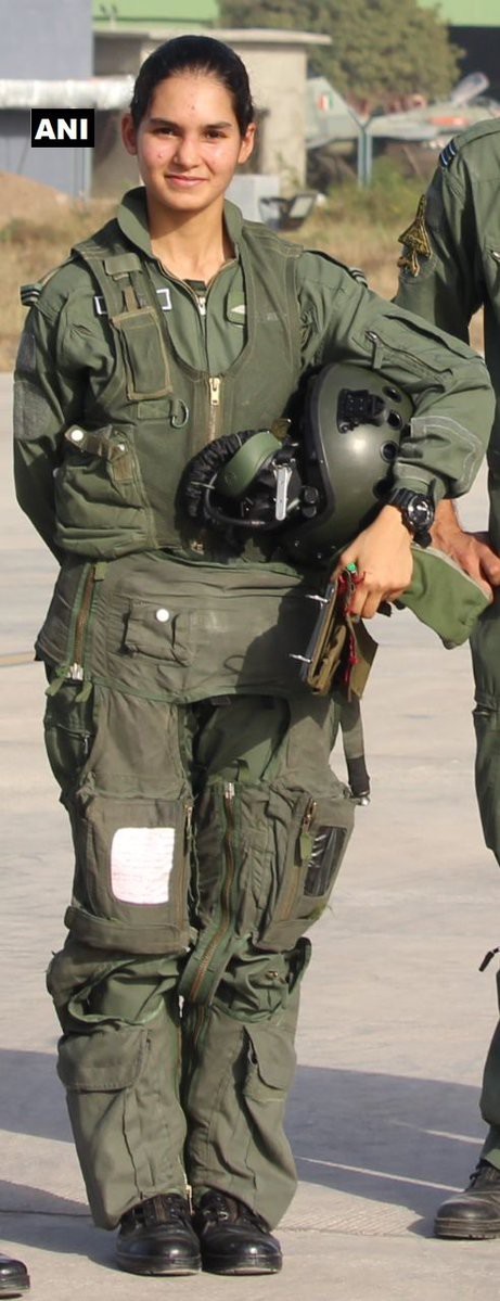 Nữ phi công Avani Chaturvedi ngày 19/2 đã hoàn thành chuyến bay một mình kéo dài 30 phút trên máy bay chiến đấu MiG-21 Bison tại căn cứ không quân Jamnagar của Ấn Độ. (Ảnh: Không quân Ấn Độ)