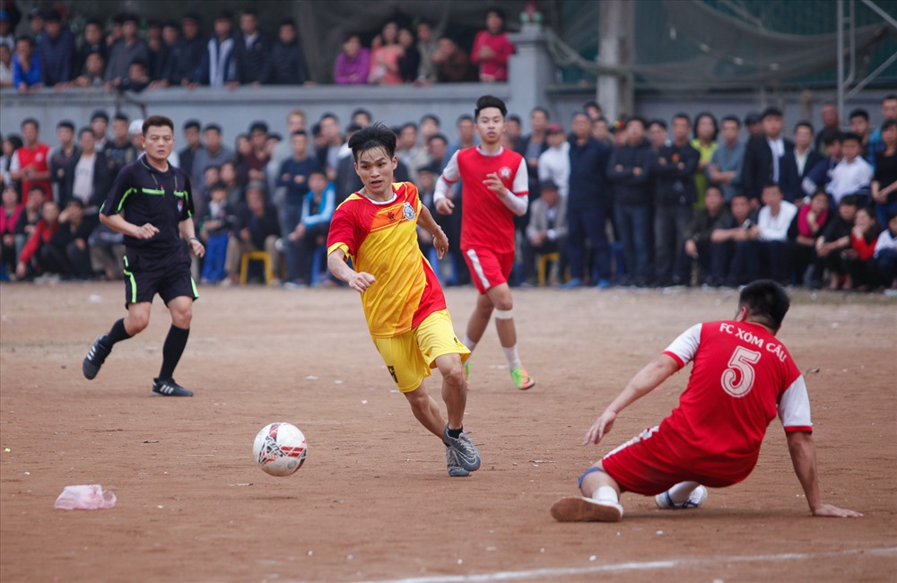 Giải bóng đá Xuân Triều Khúc – giải bóng phong trào quy mô làng xã giàu truyền thống và hấp dẫn bậc nhất Hà Nội. 