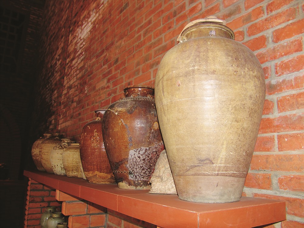 Bộ sưu tập chum gốm đất nung của ông Nguyễn Vĩnh Hảo (Bình Định)