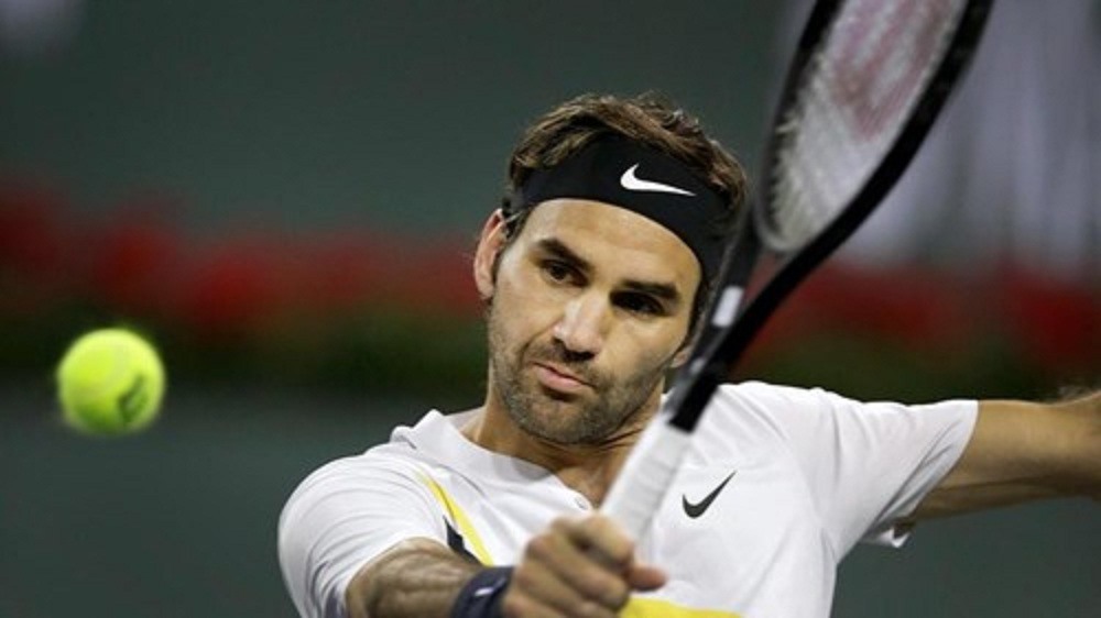 Federer tỏ ra mất bình tĩnh trong những đợt lên bóng.