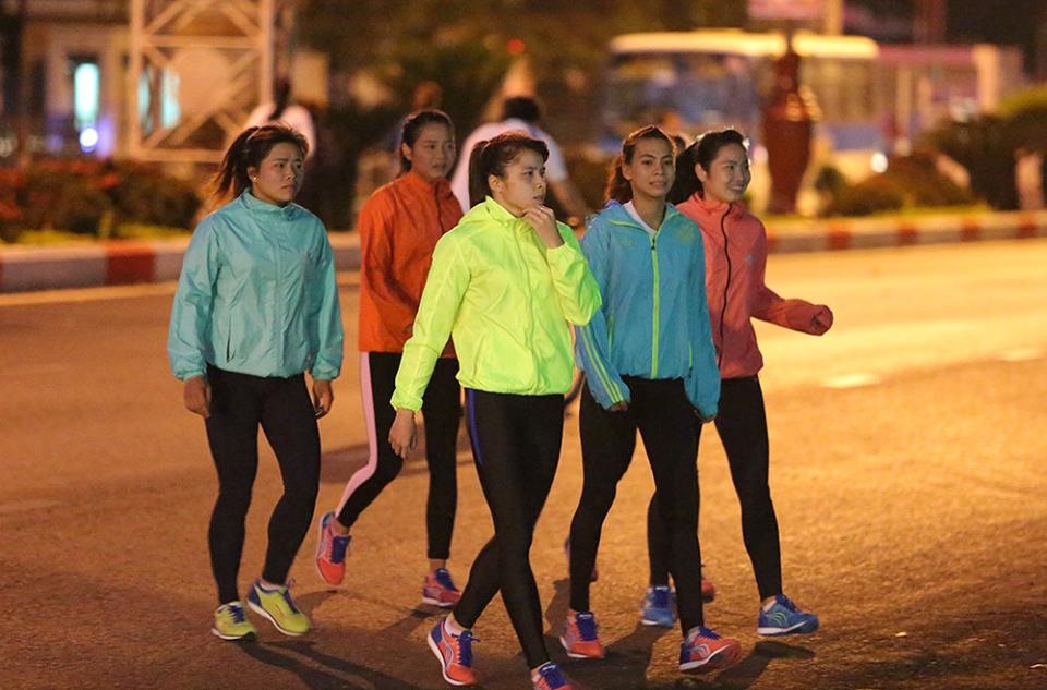 Giải Việt dã 2018 có các nội dung thi đấu gồm 42,195km marathon nam, nữ hệ nâng cao và hệ phong trào; 10km nam tuyển, 5 km nữ tuyển; 7,5km nam trẻ, 3km nữ trẻ; 5km nam thiếu niên, 2,5km nữ thiếu niên; 10km nam phong trào, 5km nữ phong trào trên 18 tuổi; 5km nam phong trào và 2,5km nữ phong trào dưới 18 tuổi.