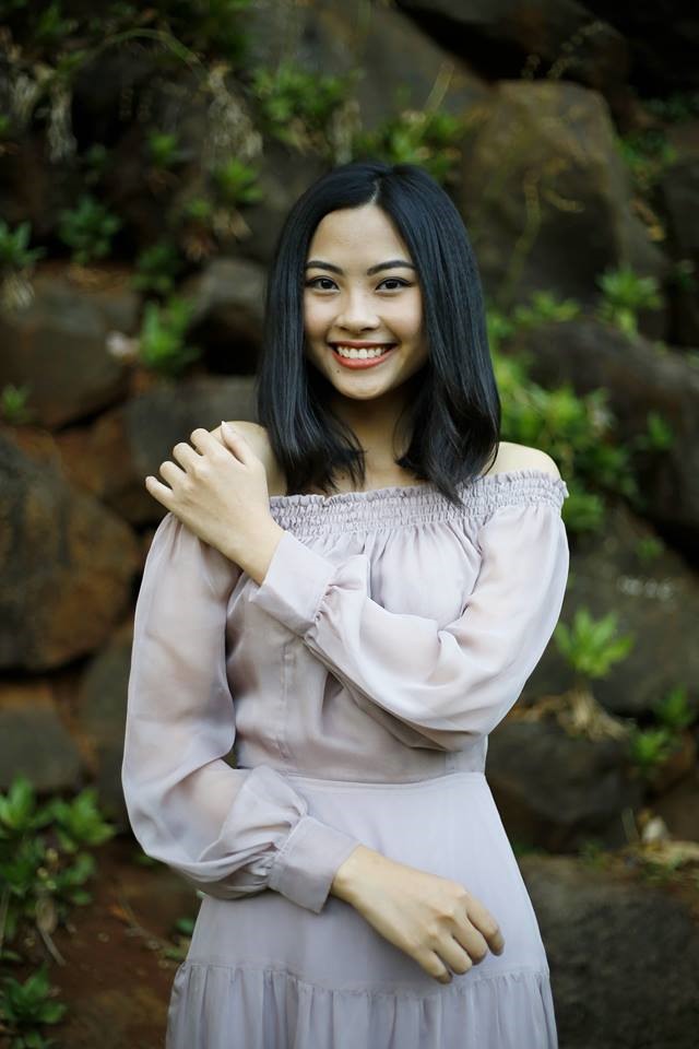 Người đẹp biển Đào Thị Hà. Cô gái sinh năm 1997, quê huyện Đô Lương (Nghệ An) này là top 5 Hoa hậu Việt Nam 2016.