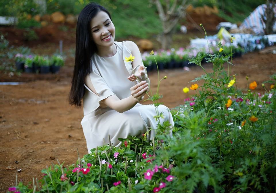 Người đẹp Huỳnh Thúy Vi - Hoa khôi HSSV Cần Thơ, từng lọt vào Chung kết Hoa hậu Việt Nam 2016