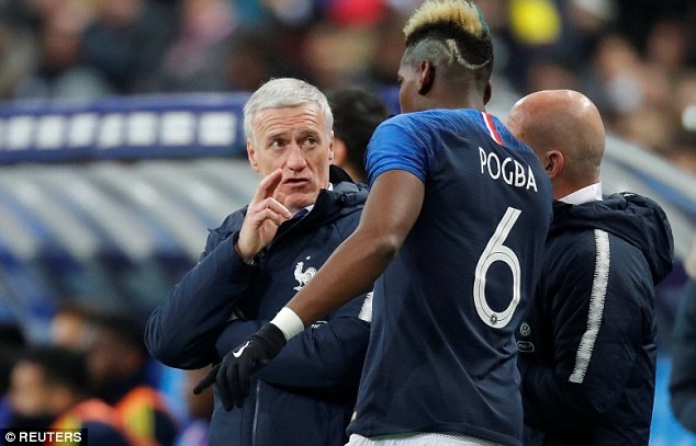 Pogba nên kín tiếng hơn trong đợt tập trung lần này cùng ĐT Pháp. Ảnh: Reuters.