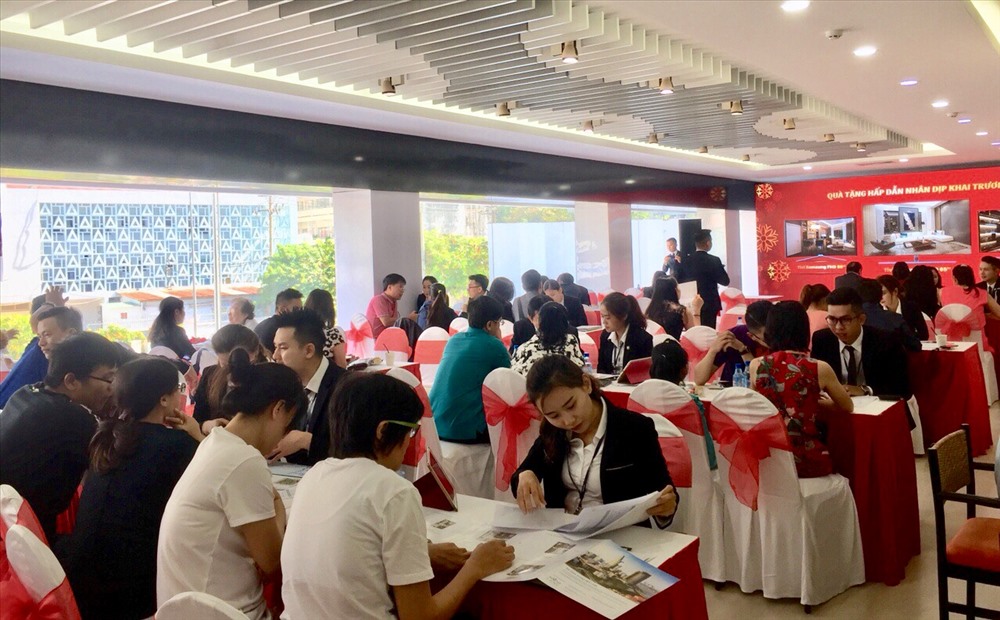 Khách hàng đặt chỗ dự án Victoria Village