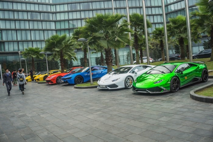 Dàn siêu xe tham dự hành trình Car & Passion 2018 đã có mặt tại Hà Nội.