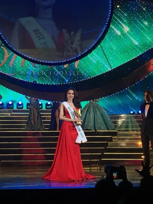 Nữ ca sĩ Hương Giang đã xuất sắc trở thành Hoa hậu chuyển giới Quốc Tế 2018.