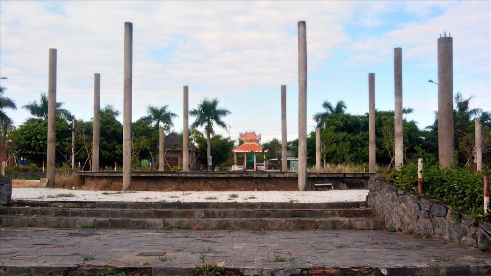 Quy hoạch từ năm 1998, nhưng đến nay Công viên văn hòa Trần Huỳnh vẫn còn thế này