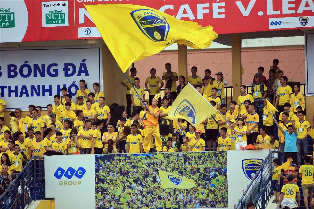 Sân Thanh Hóa lập kỉ lục về số lượng khán giả ở vòng đấu này.