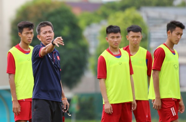 HLV Hoàng Anh Tuấn tiếp tục được giao trọng trách dẫn dắt ĐT U19VNVN. Ảnh: VFF