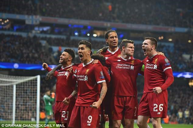 Liverpool đã mất tất cả mục tiêu, trừ Champions League. Ảnh: Daily Mail.