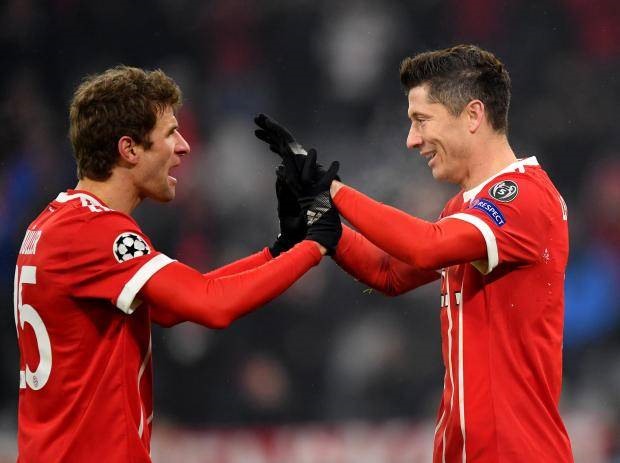 Lewandowski (phải) cần chứng tỏ giá trị của mình trong trận bán kết lượt về với Real Madrid. Ảnh: Getty Images.