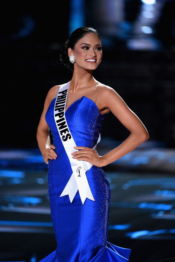 Pia Wurtzbach giành được chiến thắng tại Hoa hậu Hoàn vũ Thế giới 2015.