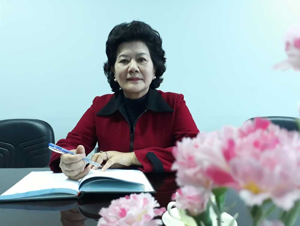 Bà Ninh Thị Hồng - Chủ tịch Hội Bảo vệ quyền trẻ em Việt Nam.