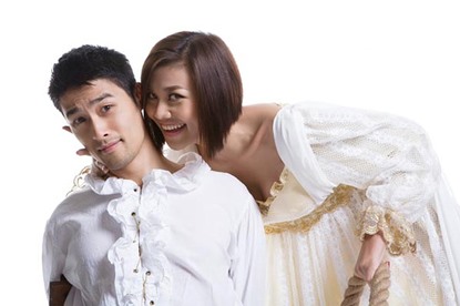 Bộ phim “Nụ hôn thần chết” năm 2013 đóng cùng siêu mẫu Thanh Hằng cũng đưa tên tuổi của Johnny Trí Nguyễn tới gần hơn với khán giả. 