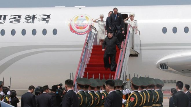Một chiếc máy bay bí ẩn của Triều Tiên xuất hiện tại sân bay Đại Liên, Trung Quốc hôm 7 và 8.5 được xác nhận là của lãnh đạo Kim Jong-un đến gặp Chủ tịch Tập Cận Bình tại thành phố biển. Ảnh: KCNA. 