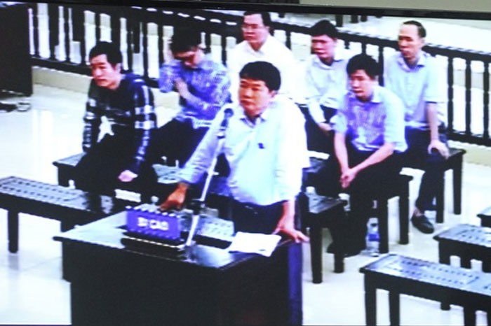 Bị cáo Đinh La Thăng bào chữa bổ sung tại phiên tòa phúc thẩm. Ảnh chụp qua màn hình