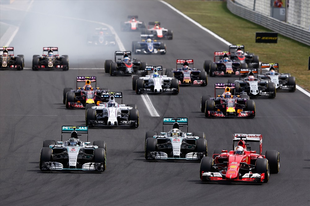 : Trong mấy năm gần đây, giải đua xe F1 đã phải đối mặt với tình trạng sụt giảm mạnh lượng người xem.