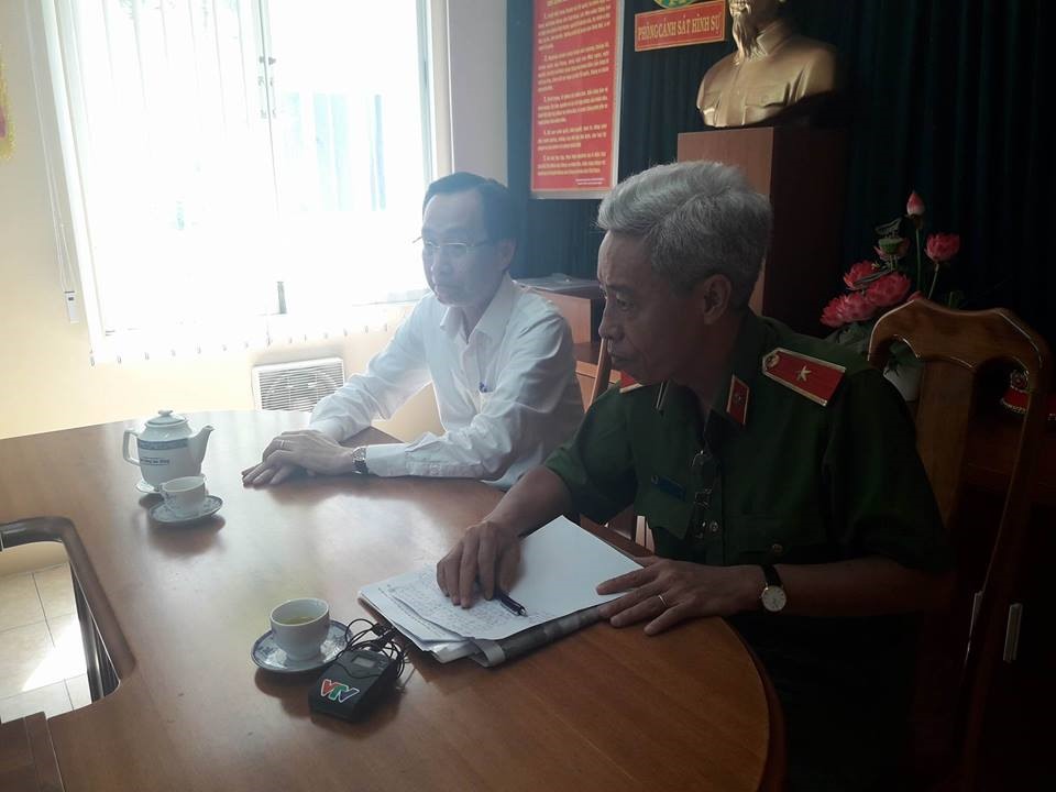 Thiếu tướng Phan Anh Minh chủ trì buổi họp báo.