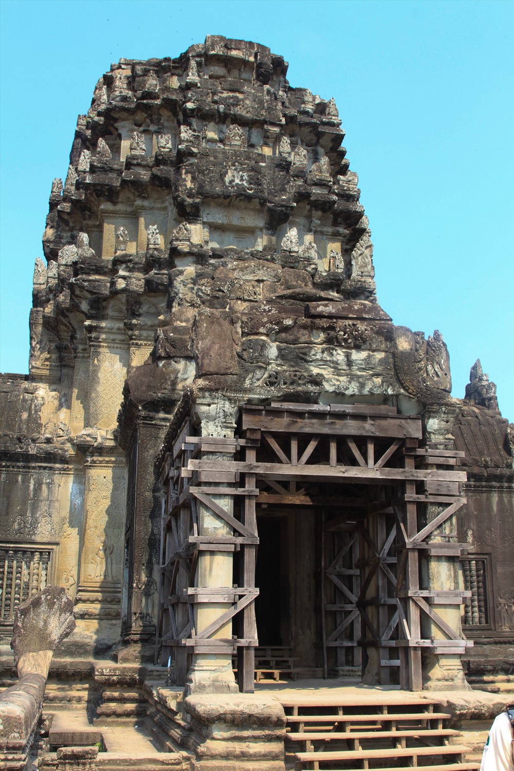 Một cổng đền Angkor Wat.