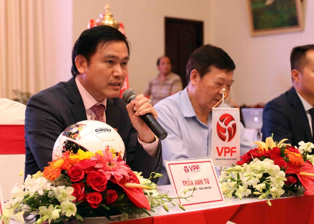 Chủ tịch VPF Trần Anh Tú từ chối nhận xét về vấn đề này và cho rằng trách nhiệm thuộc về Ban kiểm tra VFF để giải quyết và xử lí. Ảnh: VPF