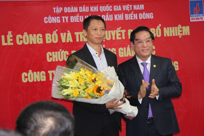 Chủ tịch Trần Hồng Nam (bên trái). Ảnh: P.V