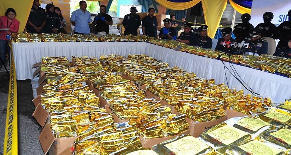 Lô hàng này bị thu giữ vào ngày 22.5, được khai là  “thực phẩm” và có liên quan tới một công ty thương mại Malaysia có trụ sở tại ngoại ô thủ đô Kuala Lumpur, ông Subromaniam thông tin thêm. Ảnh: Reuters.
