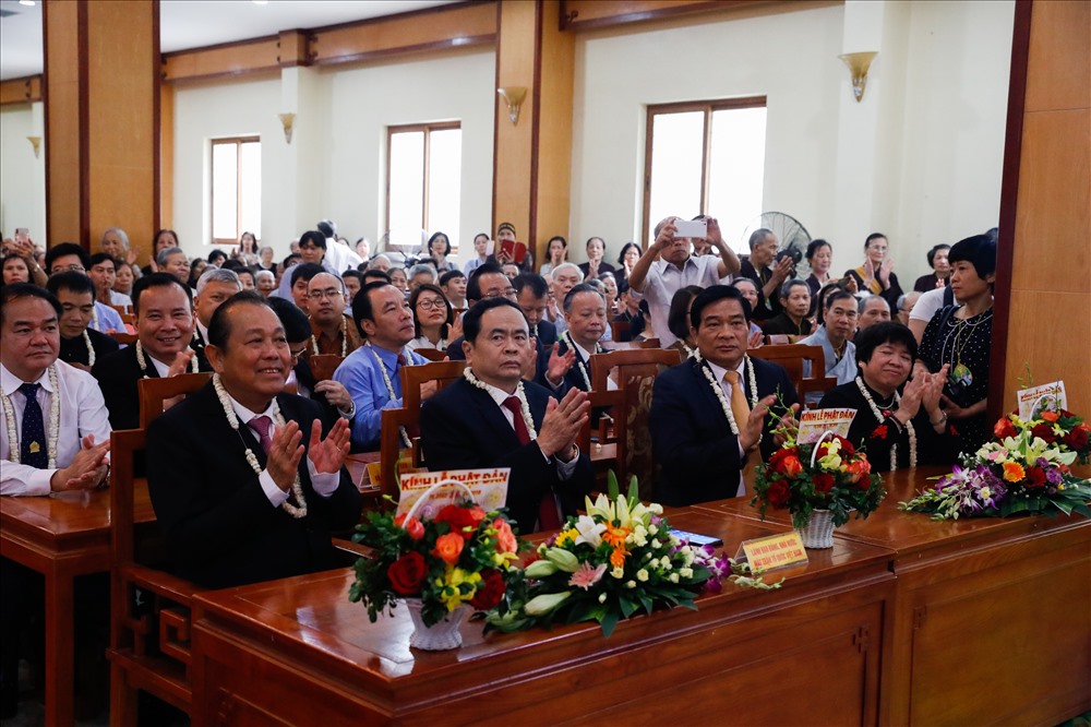 Phó Thủ tướng Trương Hòa Bình cùng các lãnh đạo cấp cao Trung ương cũng đến tham gia buổi lễ.