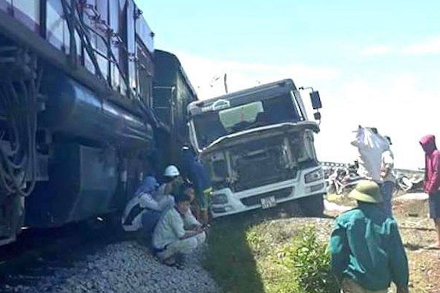 Vụ tai nạn đường sắt ở Nghệ An.
