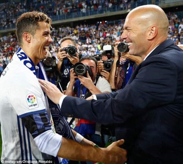 “Tôi cảm thấy tự hào khi được là cầu thủ của ông. Quý ngài, cảm ơn ông rất nhiều“, Cristiano Ronaldo. Ảnh: Instagram 