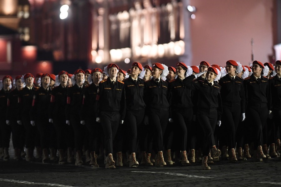 Quân đội Nga tập luyện cho cuộc diễu hành Ngày Chiến thắng sắp tới. Ảnh: Sputnik
