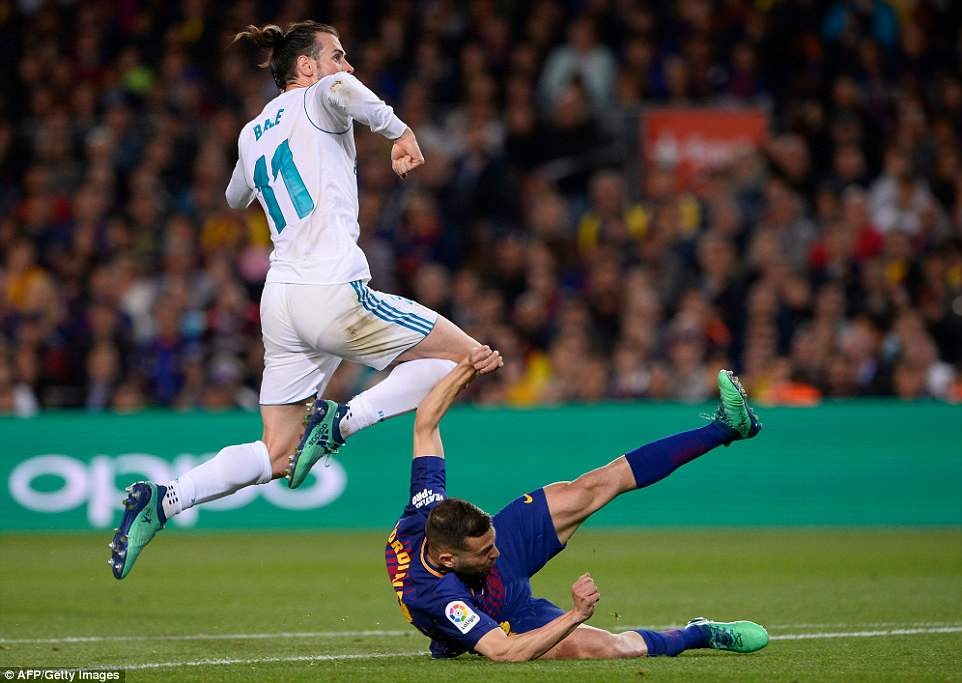 Bale có pha cứa lòng 1 chạm đẳng cấp. Ảnh: Getty.
