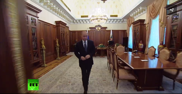 Ông Putin di chuyển từ phòng làm việc trong điện Kremlin tới nơi nhậm chức