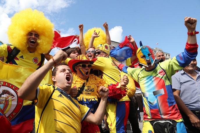 Người hâm mộ Colombia tại thủ đô Nga trước giờ khai mạc giải bóng đá lớn nhất hành tinh. Ảnh: Tass. 