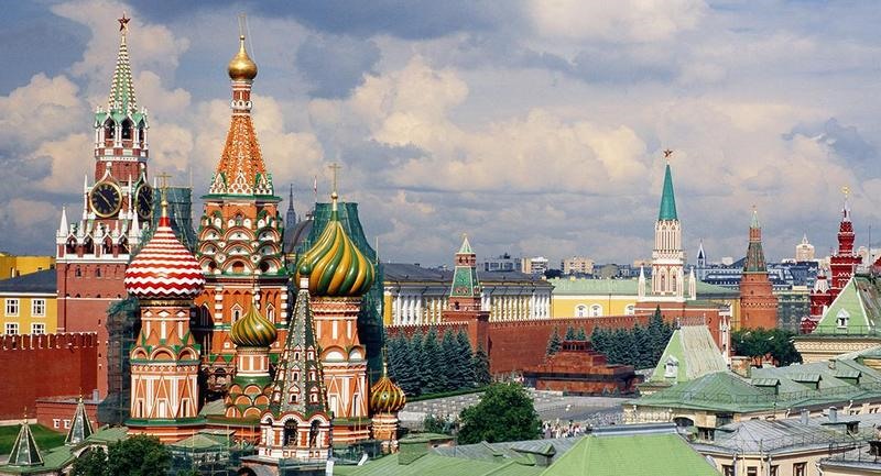 Do đó, bạn sẽ vô cùng nuối tiếc nếu ghé xứ sở bạch dương xem World Cup 2018 dịp hè này mà không giành chút thời gian đến điện Kremlin.