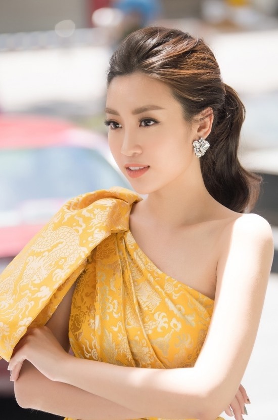 Hoa hậu Đỗ Mỹ Linh 